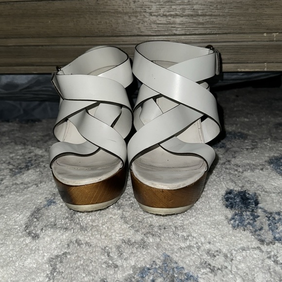 GUCCI WHITE LIBECCIO PLATFORM HEEL - Picture 2 of 8